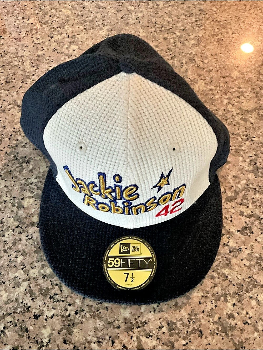 New Era Jackie Robinson Thermal 59FIFTY Fitted Hat Black & White 7 1/2 NWT